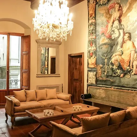 Apartment Palazzo Gallery - The Tuscan Collection *