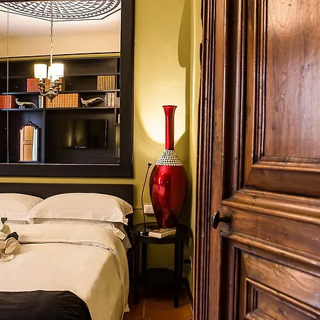 Palazzo Gallery - The Tuscan Collection Apartment *