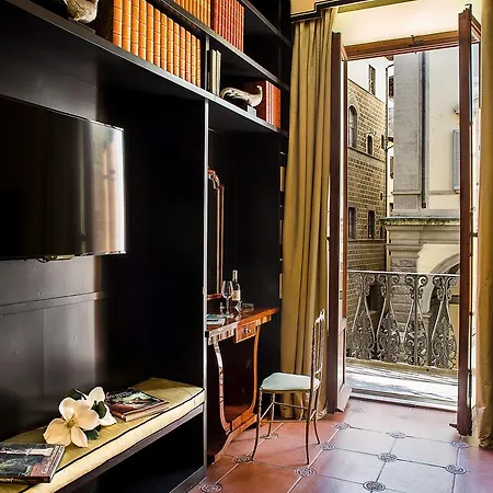 Palazzo Gallery - The Tuscan Collection