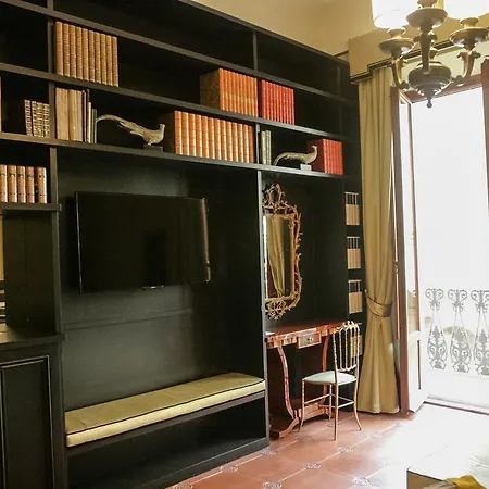 Palazzo Gallery - The Tuscan Collection *